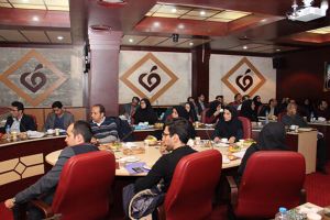 کارگاه آموزشی نرم افزار جامع خدمت طرح پزشکان و پیرا پزشکان و پیام آوران بهداشت به میزبانی مرکز قلب و عروق شهید رجایی: عکس شماره 9 / 12